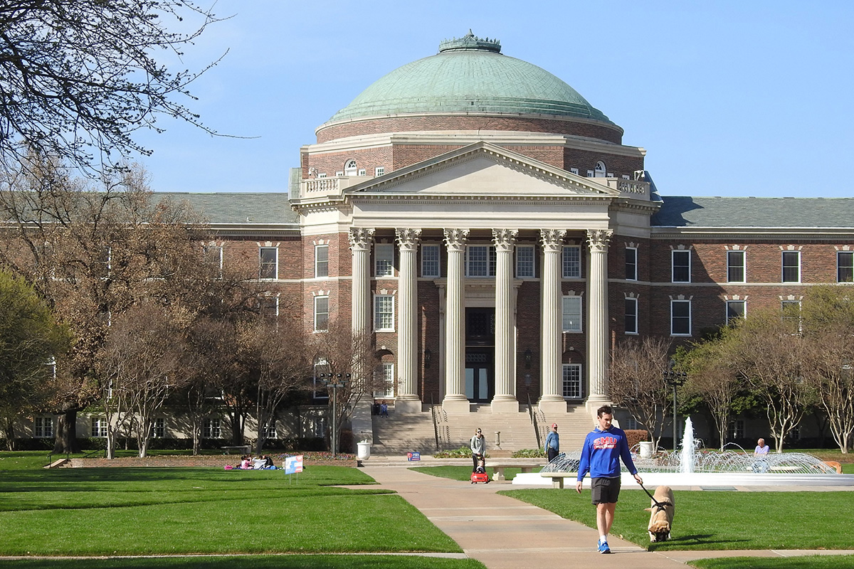 Outdoor session on campus