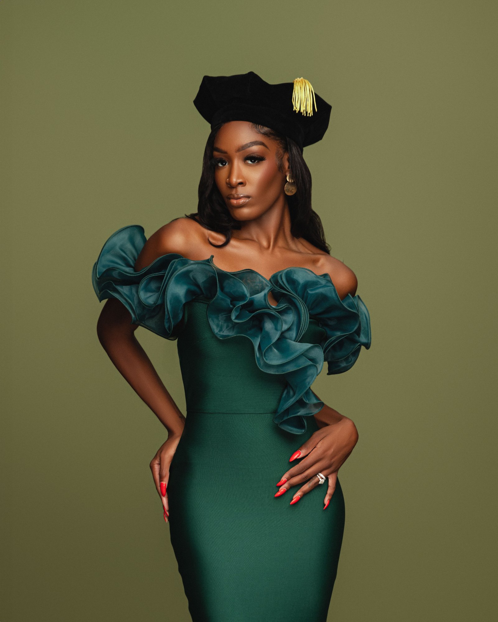 Graduate in a green gown, Soba Studios Dallas